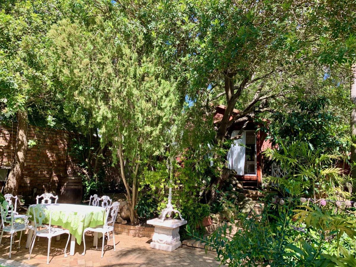 The Little Hideaway Guesthouse Stellenbosch Extérieur photo